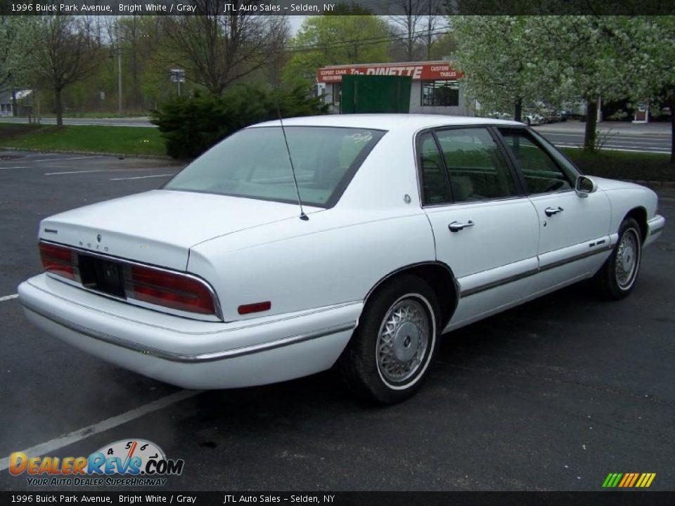 Bright White 1996 Buick Park Avenue Photo #6